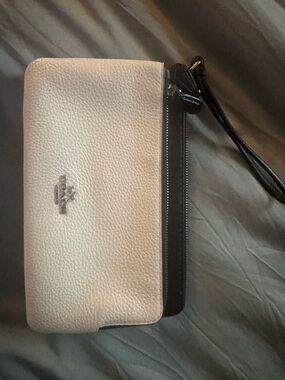 Coach Two-Tone Pebbled Leather Wristlet in White and Black
